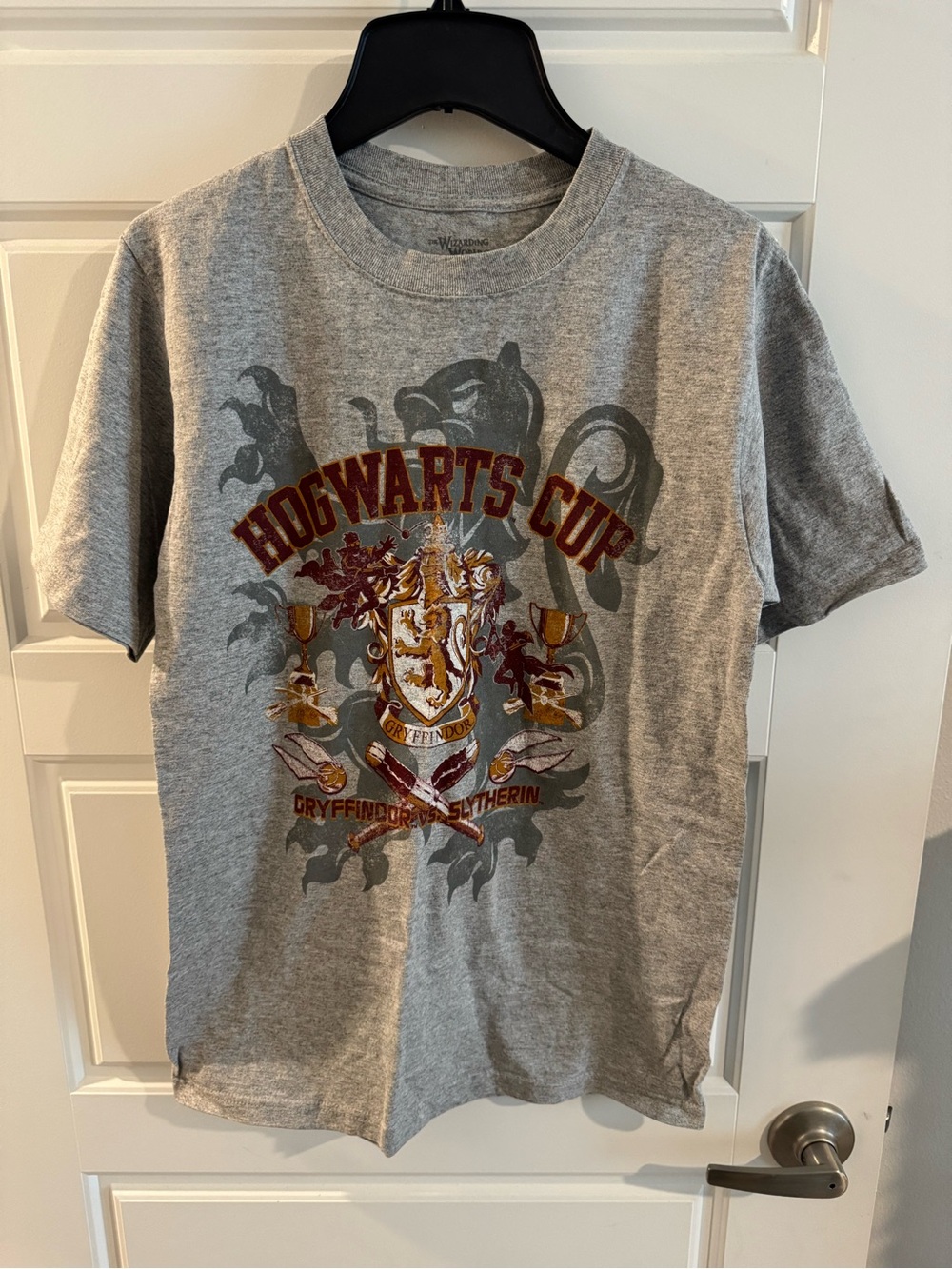 Wizarding World of Harry Potter Hogwarts Cup T-shirt